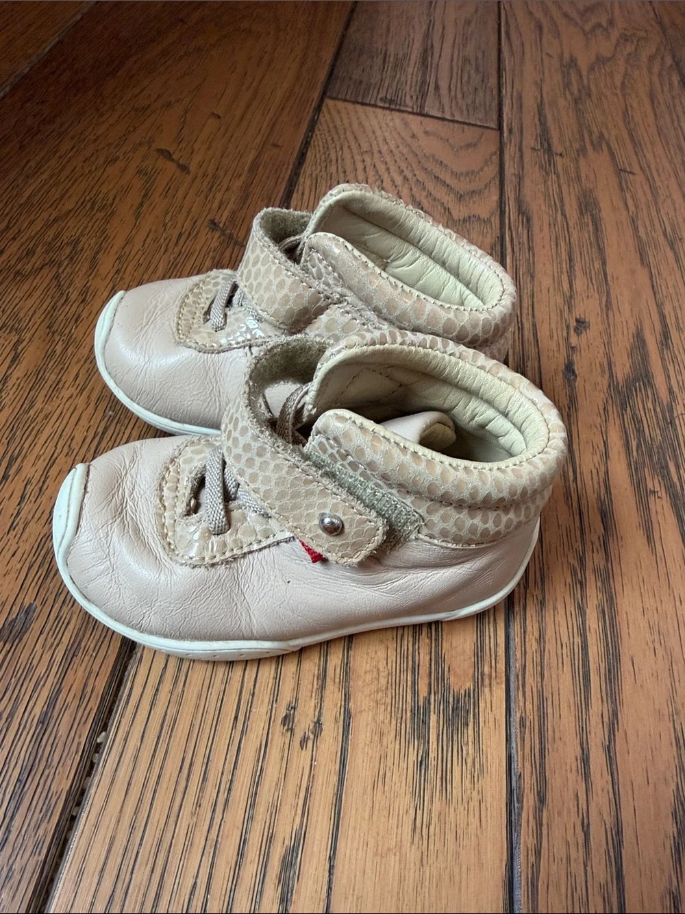 Marc Jacobs Beige/Tan High-Top Kids Sneakers with Hook-and-Loop Strap